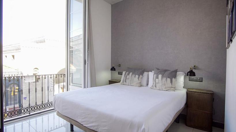 Imagen de la habitación del Hotel The Lights City Rooms. Foto 3