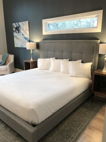 Imagen de la habitación del Hotel The Limelight Inn. Foto 11