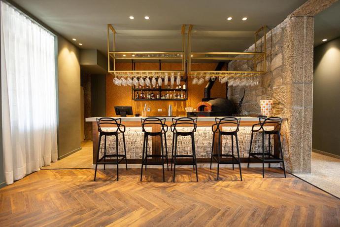 Imagen del bar/restaurante del Hotel The Lince Braga. Foto 2