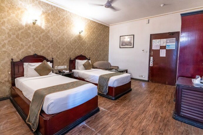 Imagen de la habitación del Hotel The Lindsay. Foto 25