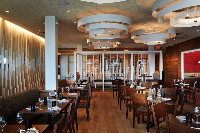 Imagen del bar/restaurante del Hotel The Line Austin. Foto 3