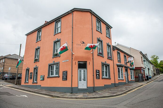 Imagen general del Hotel The Lion, Pontypool. Foto 3