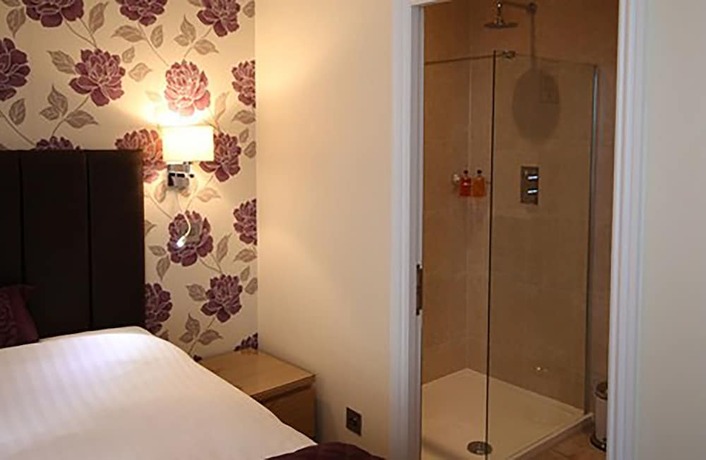 Imagen general del Hotel The Lion, Pontypool. Foto 10