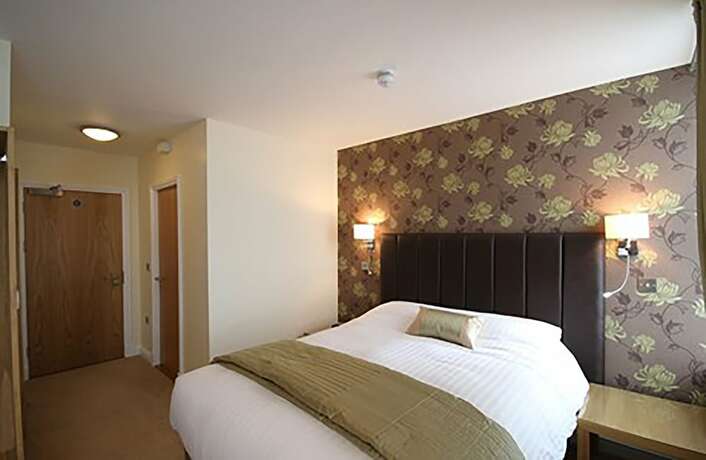 Imagen de la habitación del Hotel The Lion, Pontypool. Foto 18