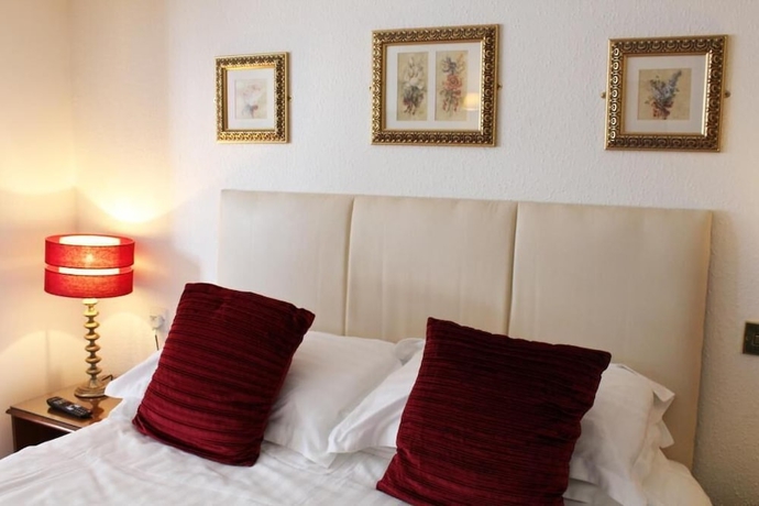 Imagen de la habitación del Hotel The Lion, St Neots. Foto 1