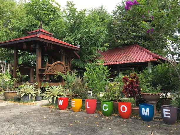 Imagen de los interiores del Hotel The Little Lopburi Village. Foto 18