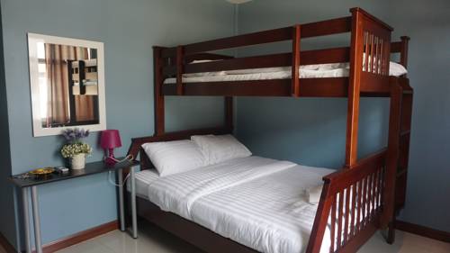 Imagen de la habitación del Hotel The Little Pig Sukhumvit. Foto 11