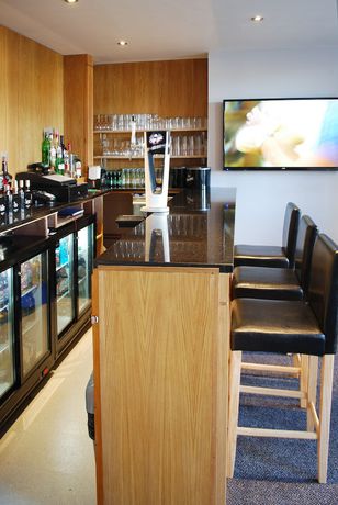 Imagen del bar/restaurante del Hotel The Liverpool Inn. Foto 3