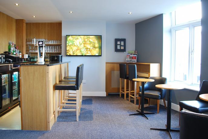 Imagen del bar/restaurante del Hotel The Liverpool Inn. Foto 4