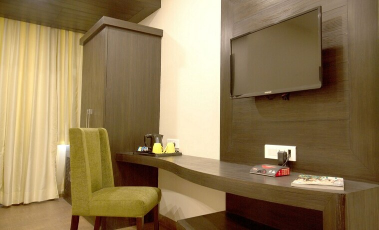 Imagen de la habitación del Hotel The Livin. Foto 33