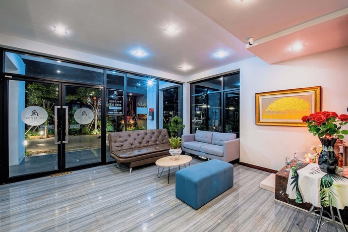 Imagen de los interiores del Hotel The Living SamutPrakan. Foto 12