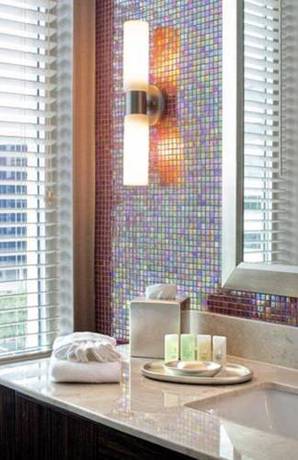 Imagen de la habitación del Hotel The Lloyd Stamford, Tapestry Collection By Hilton. Foto 5