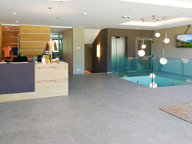 Imagen de los interiores del Hotel The Lodge, Appiano Sulla Strada del Vino. Foto 19