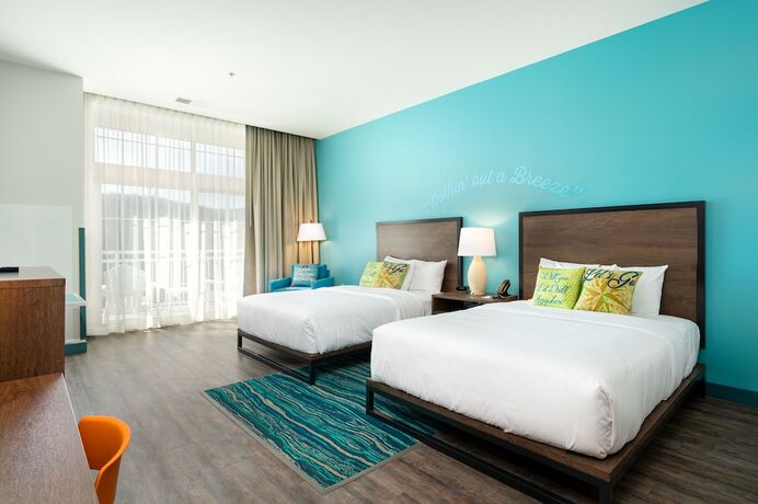 Imagen de la habitación del Hotel The Lodge At Camp Margaritaville. Foto 16