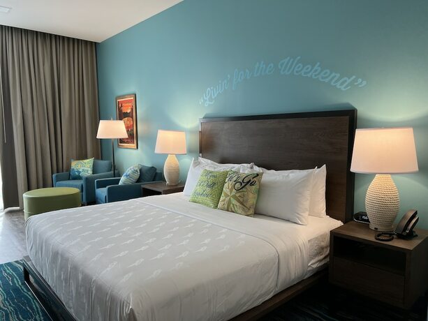 Imagen de la habitación del Hotel The Lodge At Camp Margaritaville. Foto 18