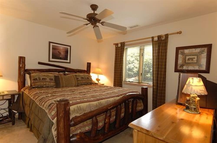 Imagen de la habitación del Hotel The Lodge At Chetola Resort. Foto 15