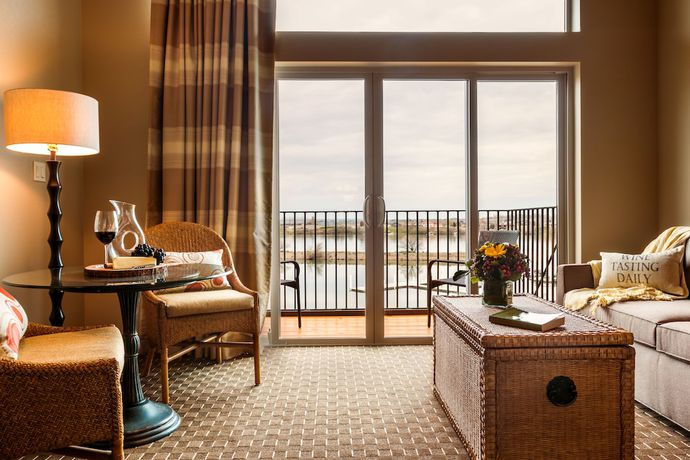 Imagen de la habitación del Hotel The Lodge At Columbia Point. Foto 8