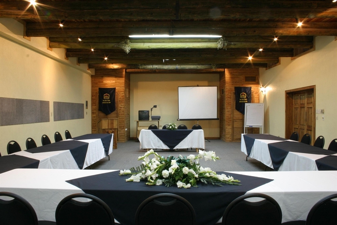 Imagen de los interiores del Hotel The Lodge At Creel and Spa. Foto 11