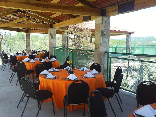 Imagen del bar/restaurante del Hotel The Lodge At Creel and Spa. Foto 4