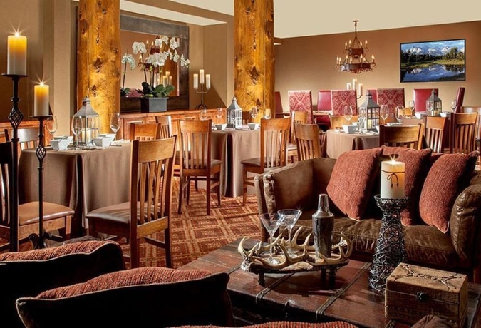 Imagen del bar/restaurante del Hotel The Lodge At Jackson Hole. Foto 2