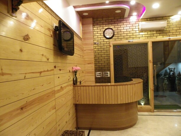 Imagen de los interiores del Hotel The Lodge B and B. Foto 26