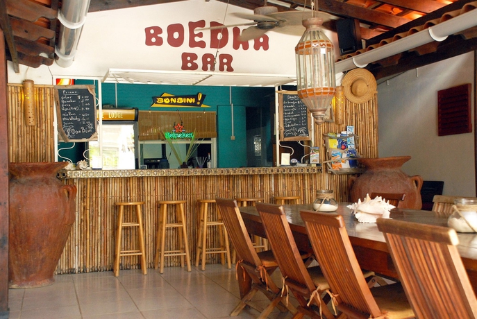 Imagen del bar/restaurante del Hotel The Lodge Bonaire. Foto 6