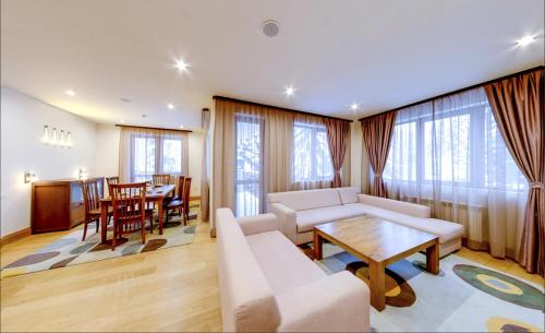 Imagen general del Hotel The Lodge, Borovets. Foto 2