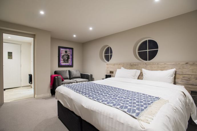 Imagen de la habitación del Hotel The Lodge Duxford. Foto 8