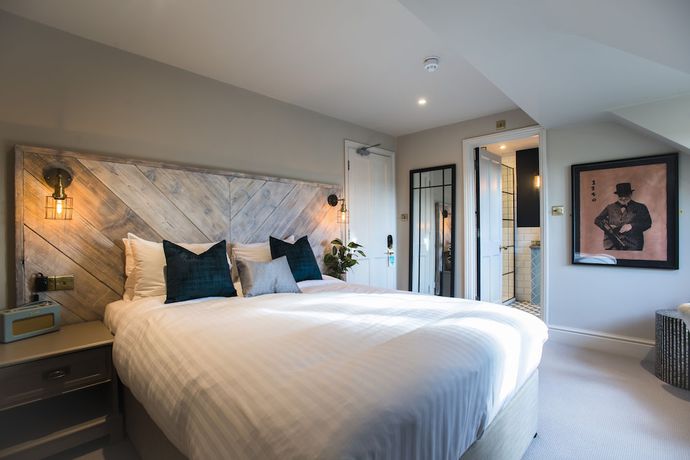 Imagen de la habitación del Hotel The Lodge Duxford. Foto 10