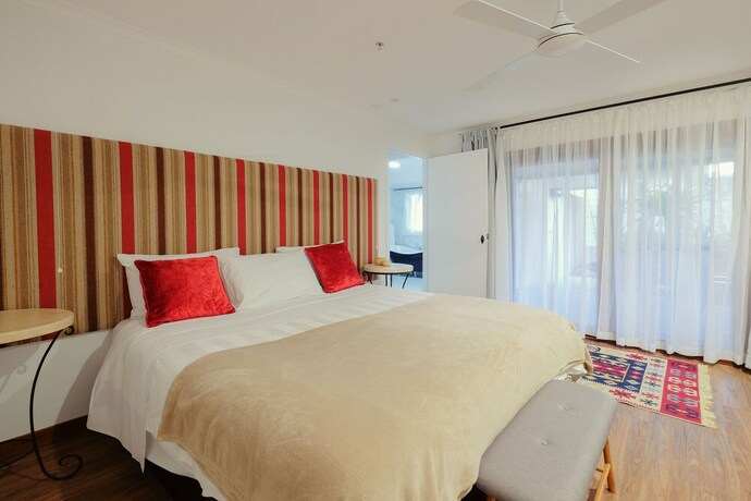 Imagen de la habitación del Hotel The Lodge Mapleton Falls. Foto 3