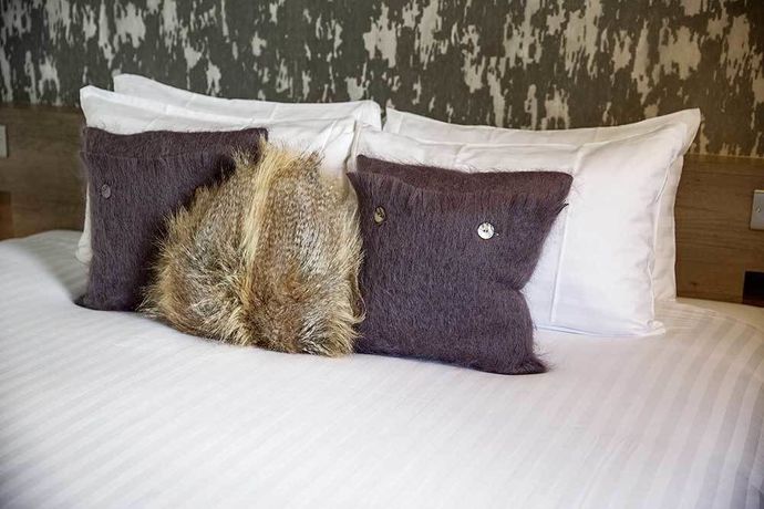 Imagen del bar/restaurante del Hotel The Lodge, Newbury. Foto 5