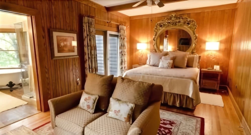 Imagen de la habitación del Hotel The Lodge On Lake Lure. Foto 10