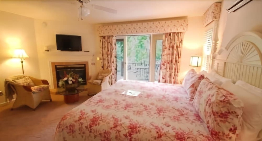 Imagen de la habitación del Hotel The Lodge On Lake Lure. Foto 11