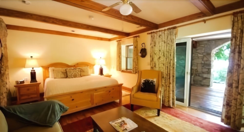 Imagen de la habitación del Hotel The Lodge On Lake Lure. Foto 13