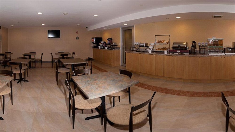 Imagen del bar/restaurante del Hotel The Lodge Red Hook. Foto 6