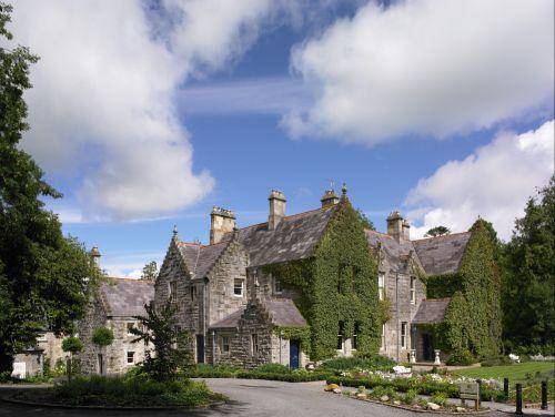 Imagen general del Hotel The Lodge at Castle Leslie Estate. Foto 1