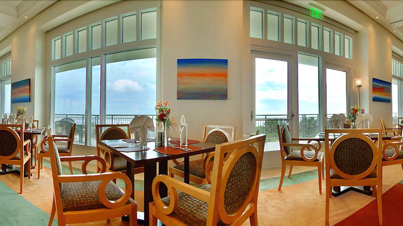 Imagen del bar/restaurante del Hotel The Lodge at Hammock Beach Resort. Foto 10