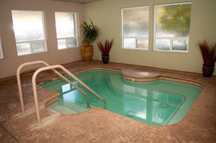 Imagen de la piscina del Hotel The Lodge at Kingsbury Crossing. Foto 19