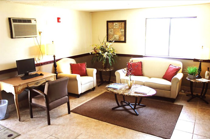 Imagen de los interiores del Hotel The Lodge at Pensacola. Foto 5