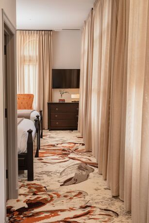 Imagen general del Hotel The Lodge at St Edward State park. Foto 4