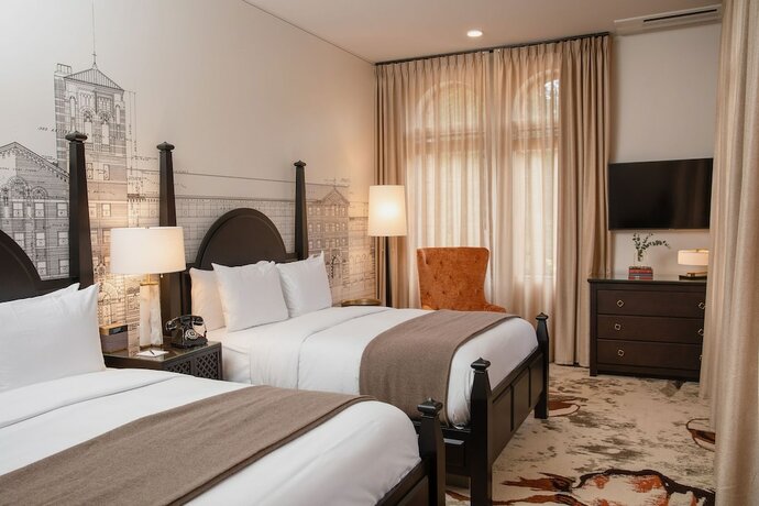 Imagen general del Hotel The Lodge at St Edward State park. Foto 6