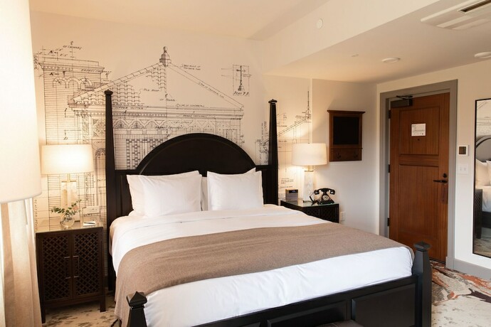 Imagen general del Hotel The Lodge at St Edward State park. Foto 10
