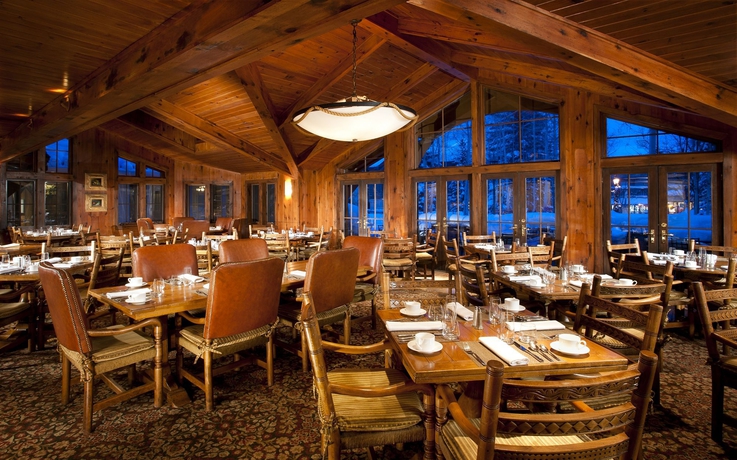 Imagen del bar/restaurante del Hotel The Lodge at Vail, a RockResort by Vail Resorts. Foto 3