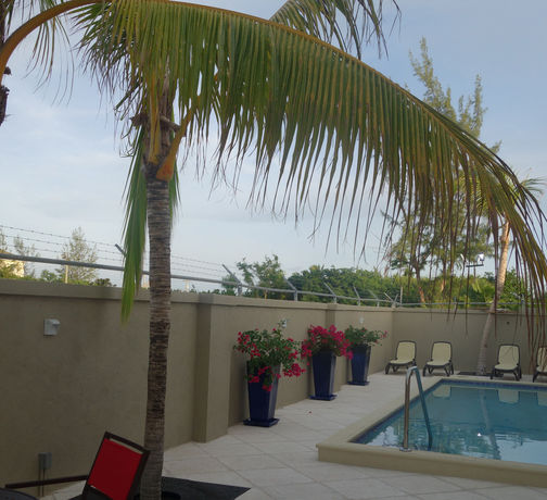 Imagen de la piscina del Hotel The Lodgings Surestay Collection By Best Western. Foto 14