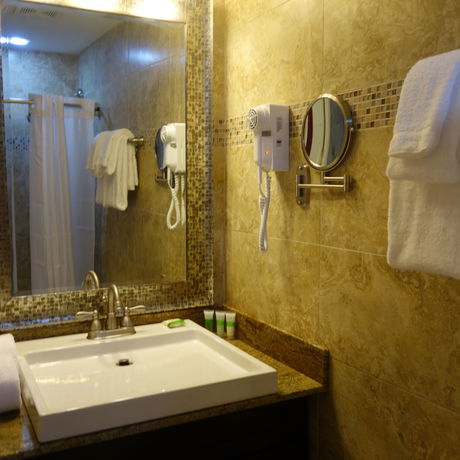 Imagen de la habitación del Hotel The Lodgings Surestay Collection By Best Western. Foto 8