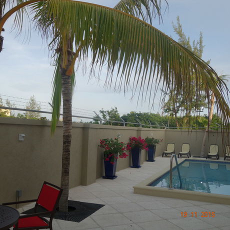 Imagen de la piscina del Hotel The Lodgings Surestay Collection By Best Western. Foto 16