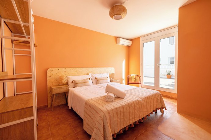Imagen de la habitación del Hotel The Loft House Ibiza. Foto 4