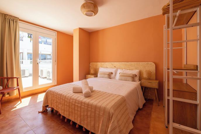 Imagen de la habitación del Hotel The Loft House Ibiza. Foto 12
