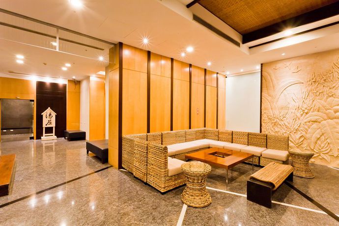 Imagen de los interiores del Hotel The Loft Seaside Suites. Foto 12