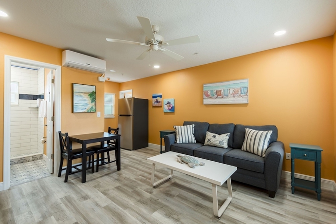 Imagen de la habitación del Hotel The Lofts at St. Pete Beach. Foto 5